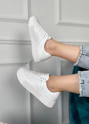 Шикарні жіночі кросівки топ якість 🎁