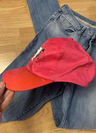 Фірмова яскрава кепка disney charles voegele,рожева бейсболка