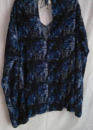 Хороша футболка батал