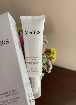 Medik 8, увлажняющий крем advanced day total protect, spf 30