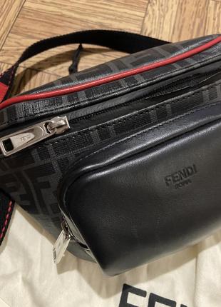 Сумочка fendi
