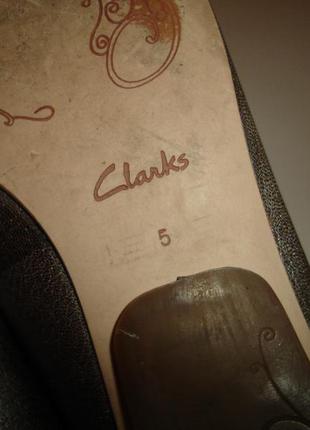 Шкіряні туфлі човники clarksр 38, устілка 24,73 фото