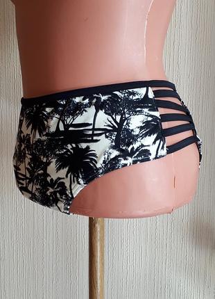 Пляжные плавки,трусики с высокой посадкой avand premire(размер 36-38)