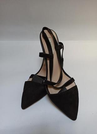 Туфлі kiomi. брендове взуття stock