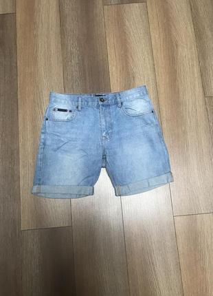 Стильні шорти від pierre cardin