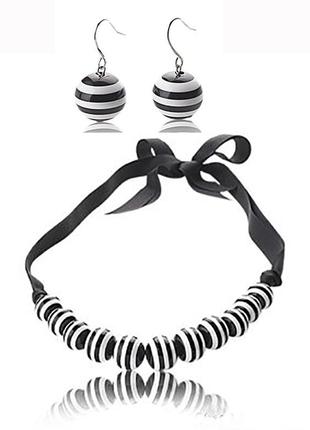 Набір прикрас у ретро стилі oriflame намисто сережки чорно білі кульчики буси комплект біжутерії