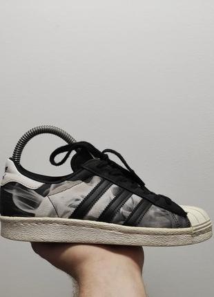 Фирменные кроссовки adidas superstar