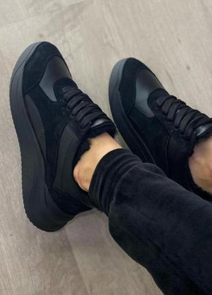 Кроссовки кожаные зимние