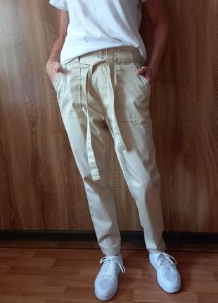 Женские бежевые летние брюки мом на резинке, хлопок, германия3 фото