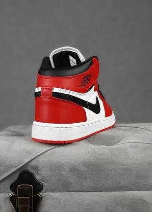 Кроссовки женские nike air jordan 1 retro high red8 фото