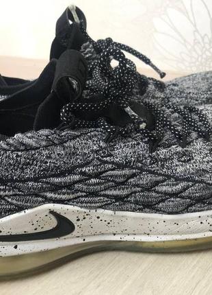 nike lebron 15 low 900