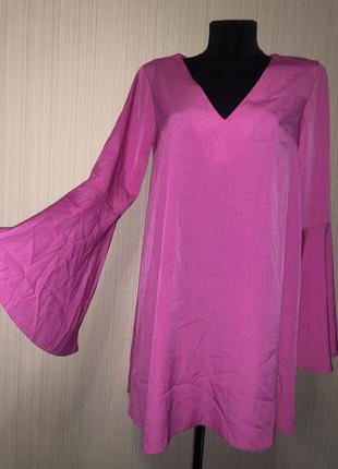 Малинове рожеве плаття з широкими рукавами