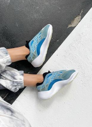 Стильные женские мягкие кроссовки adidas yeezy boost 700 v3 “arzareth”3 фото