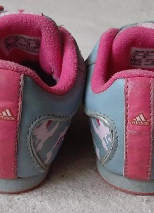 Кросівки adidas на маленьку бешкетницю (розмір 18 та 20)10 фото