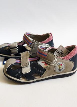 Босоніжки,сандалі для хлопчика.
