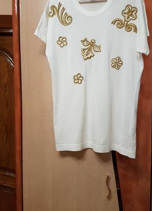 Люксовая белая футболка бренда escada .оригинал.1 фото