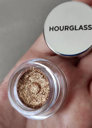 Лимитированные глиттерные тени hourglass scattered light glitter eyeshadow collection2 фото