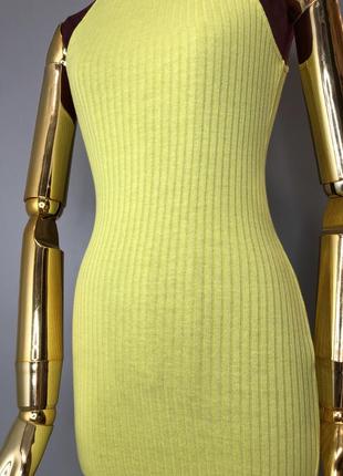 Вязанное облегающее салатовое платье сарафан миди  в ручник неоновое лимонное rundholz owens lang5 фото