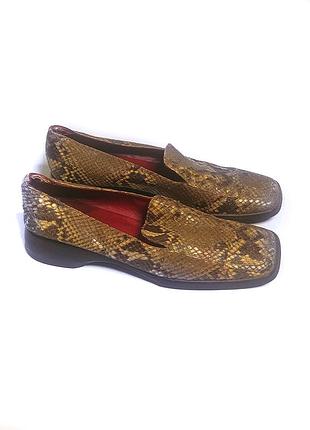Вінтажні туфлі зі шкіри пітона