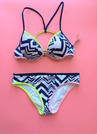 Victoria’s secret купальник с пуш-апом