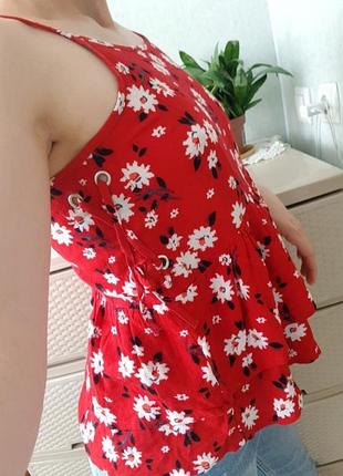 Новый топ со шнуровеой рюши цветочный принт