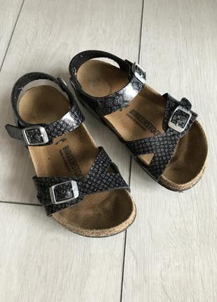 Босоножки birkenstock