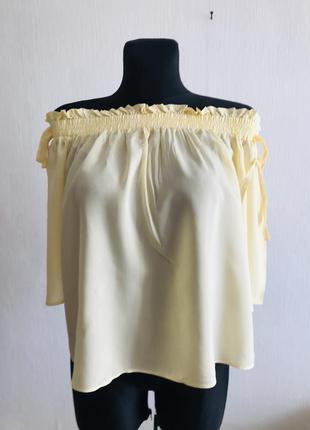Лёгкая блузка модного фасона