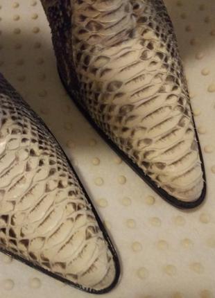 Ексклюзив/статусні чобітки зі шкіри білого гімалайського пітона,ручна робота3 фото