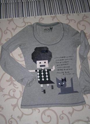 Крутая кофта от bershka. it девочка и её кошка :) 2