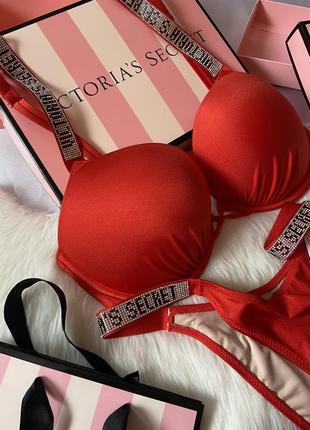 Красный купальник со стразами/камнями виктория сикрет/victoria's secret оригинал2 фото