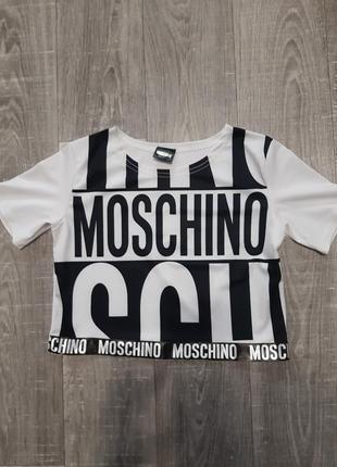 Топ moschino