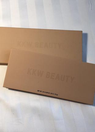 Палетка kkw beauty by kim kardashian2 фото