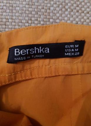 Комбінезон bershka з відкритою спиною10 фото