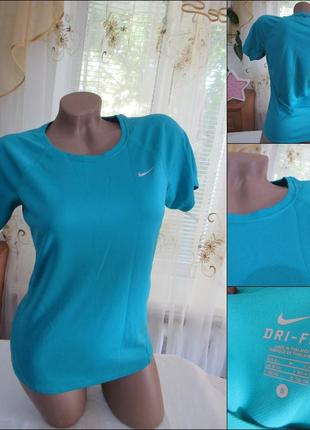 Продам спортивну футболку