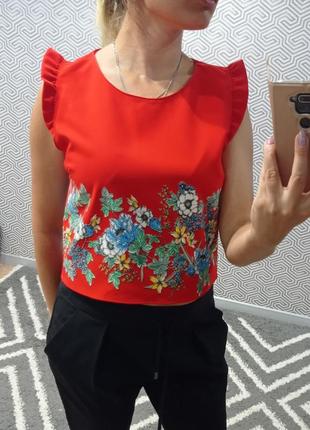 Шикарна червона блузка з квітковим принтом zara8 фото
