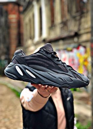 Кросівки жіночі adidas yeezy boost 700 vanta black1 фото