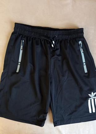 Стильные шорты мужские