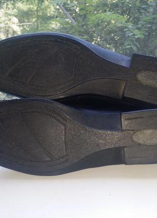 Черные повседневные мягкие туфли низкий каблук  pediconfort натуральная кожа3 фото