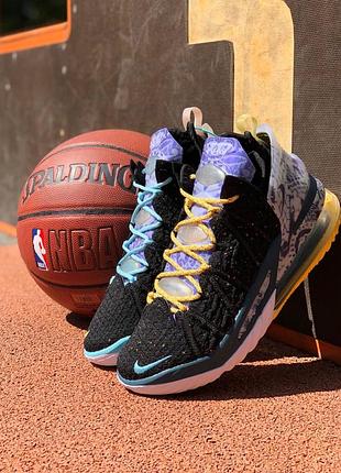 Стильні жіночі кросівки високі nike lebron 18 текстильні чорні найк леброн