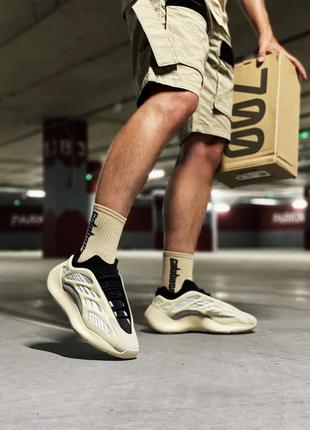 Кросівки adidas yeezy boost 700 v3  azael кроссовки7 фото