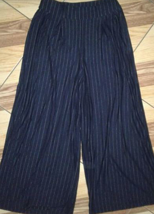 Классньіе штани кюлотьі в смужку