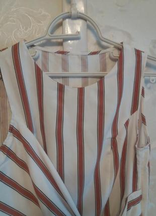 Блуза в полоску с завязками спереди9 фото