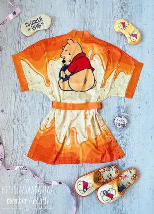 Шелковая пижама и халат с принтом winnie pooh5 фото