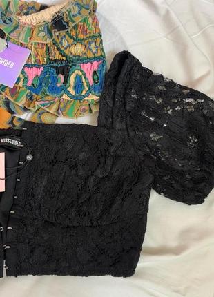 Топ missguided чёрный принт размер м l 5