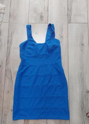 Красивое платье размер 14