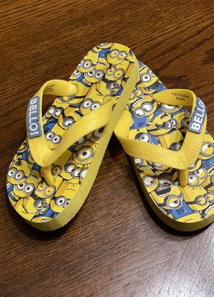 Яркие шлепки/вьетнамки