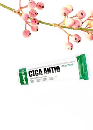 Відновлюючий крем для обличчя з екстрактом центелли medi peel cica antio cream1 фото