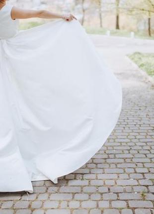Классическое свадебное платье королевский атлас5 фото