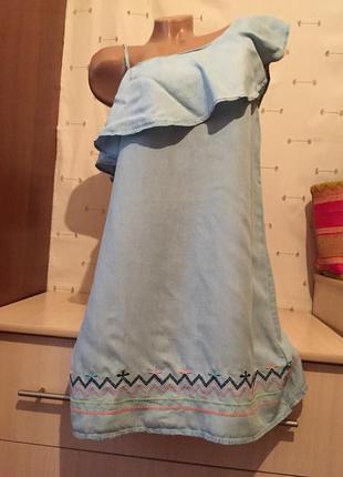 Джинсовый сарафан на одно плечо