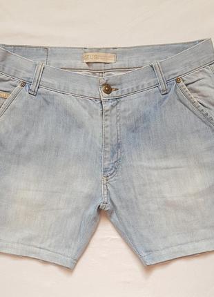 Короткі джинсові шорти geus